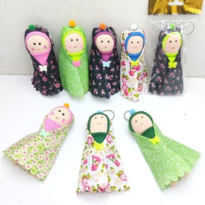 آویز سرکلیدی عروسک چادر گلی  تک سلفون