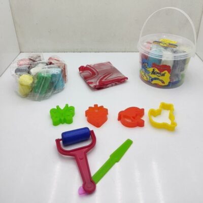 خمیر 10 رنگ سطلی با لوازم